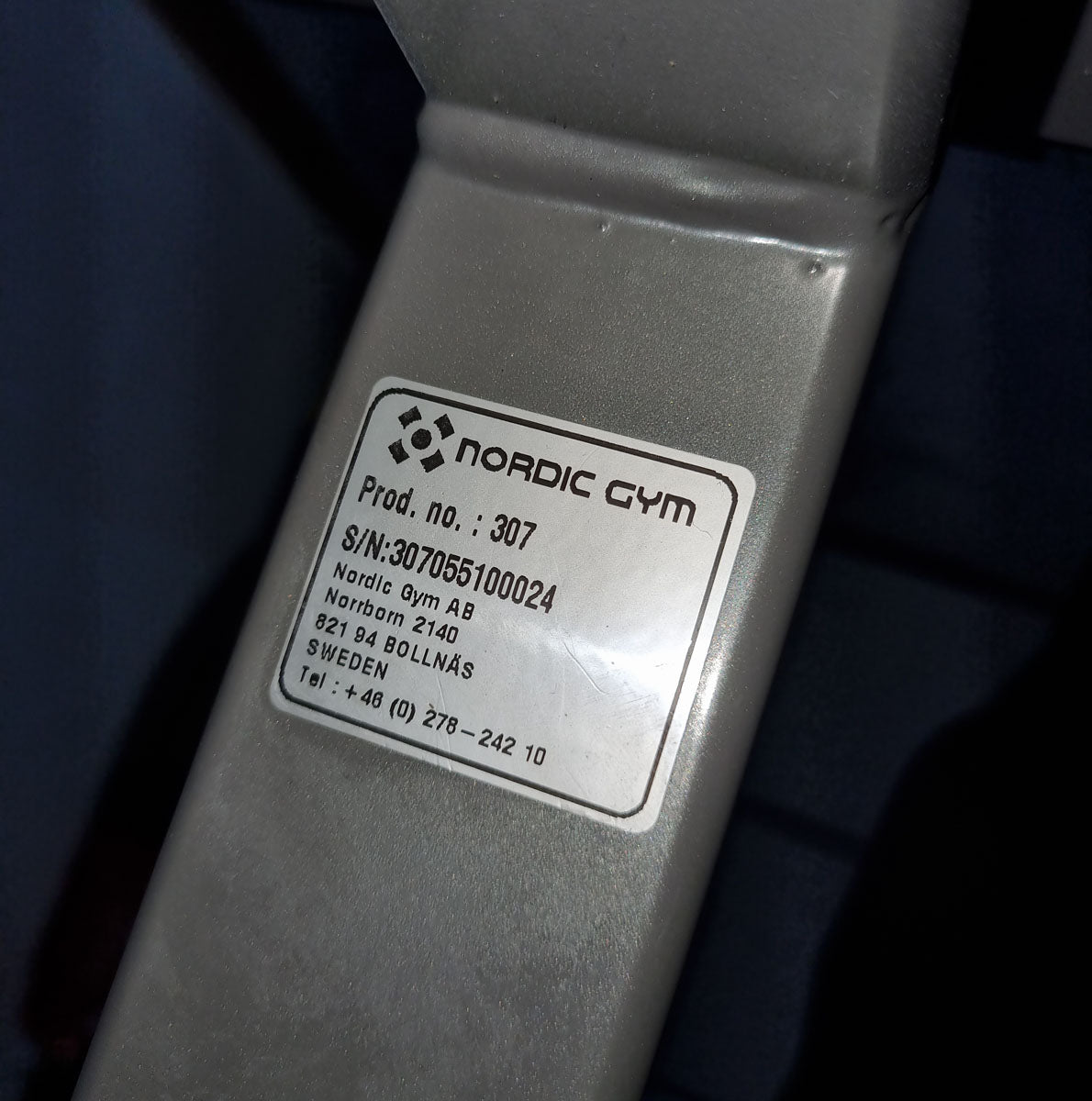 Nordic Gym Olympia Flachdrückerbank, Olympic Flat Bench, Bankdrückbank Flach mit Ablagen für Bankdrücken, Rahmebfarbe Grau, gebraucht - überholter Zustand
