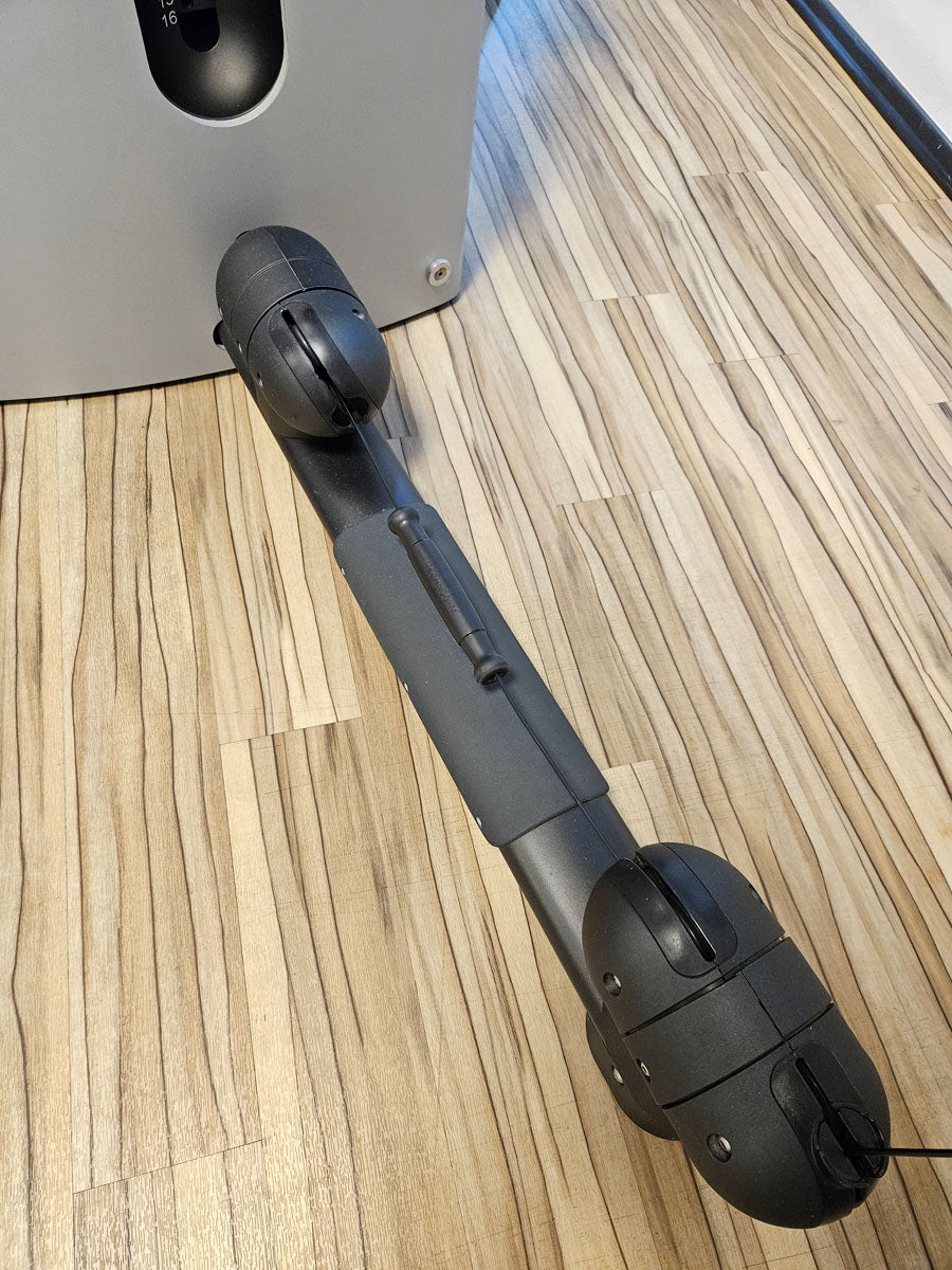 TechnoGym Kinesis One - Multistation Kabelzug Kraftstation mit zwei Gewichtsblöcken, gebraucht - überholter Zustand
