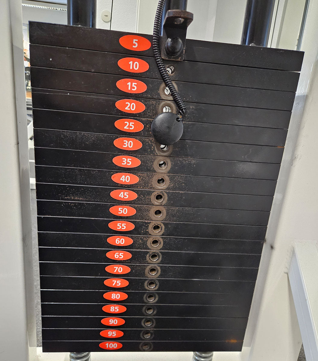 Künzler lat pulldown from above with carabiner, pulldown, old school bodybuilding strength equipment, frame color white, used and tested with signs of wear