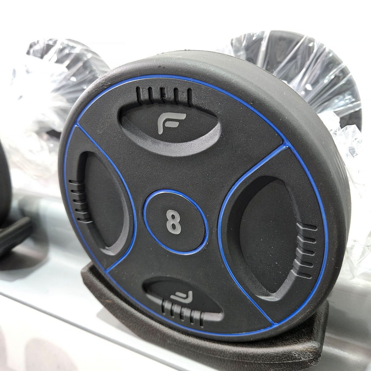 Matrix bzw Franziski Sport PU Polyurethan Kurzhantelsatz von 2 bis 20kg in 2kg Stufen ( 10 Paare ) Farbe Schwarz-Blau, inkl. Matrix Kurzhantelablage (sehr stabil), gebraucht - sehr guter Zustand