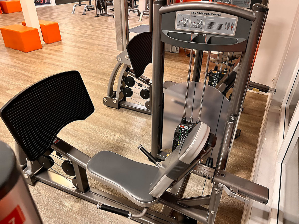 Impulse Fitness Beinpresse horizontal, Rahmenfarbe Grau-Anthrazit, gebrauchter - überholter Zustand
