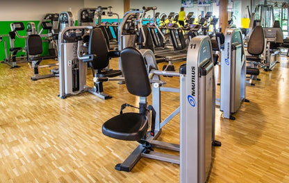 Nautilus Nitro Evo Strength Training Set - 27 fitness machines and 5 benches in a set - used - TOP condition