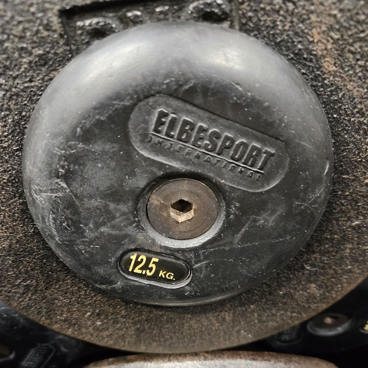 ElbeSport cast iron dumbbell set from 2.5 to 60 kg in 2.5 kg increments (24 pairs) Oldschool, INCLUDING dumbbell racks, used - with signs of wear