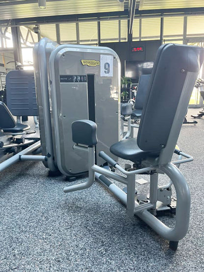 TechnoGym 13 Kraftgeräte im Set, Element Line Serie, gebraucht - überholter Zustand
