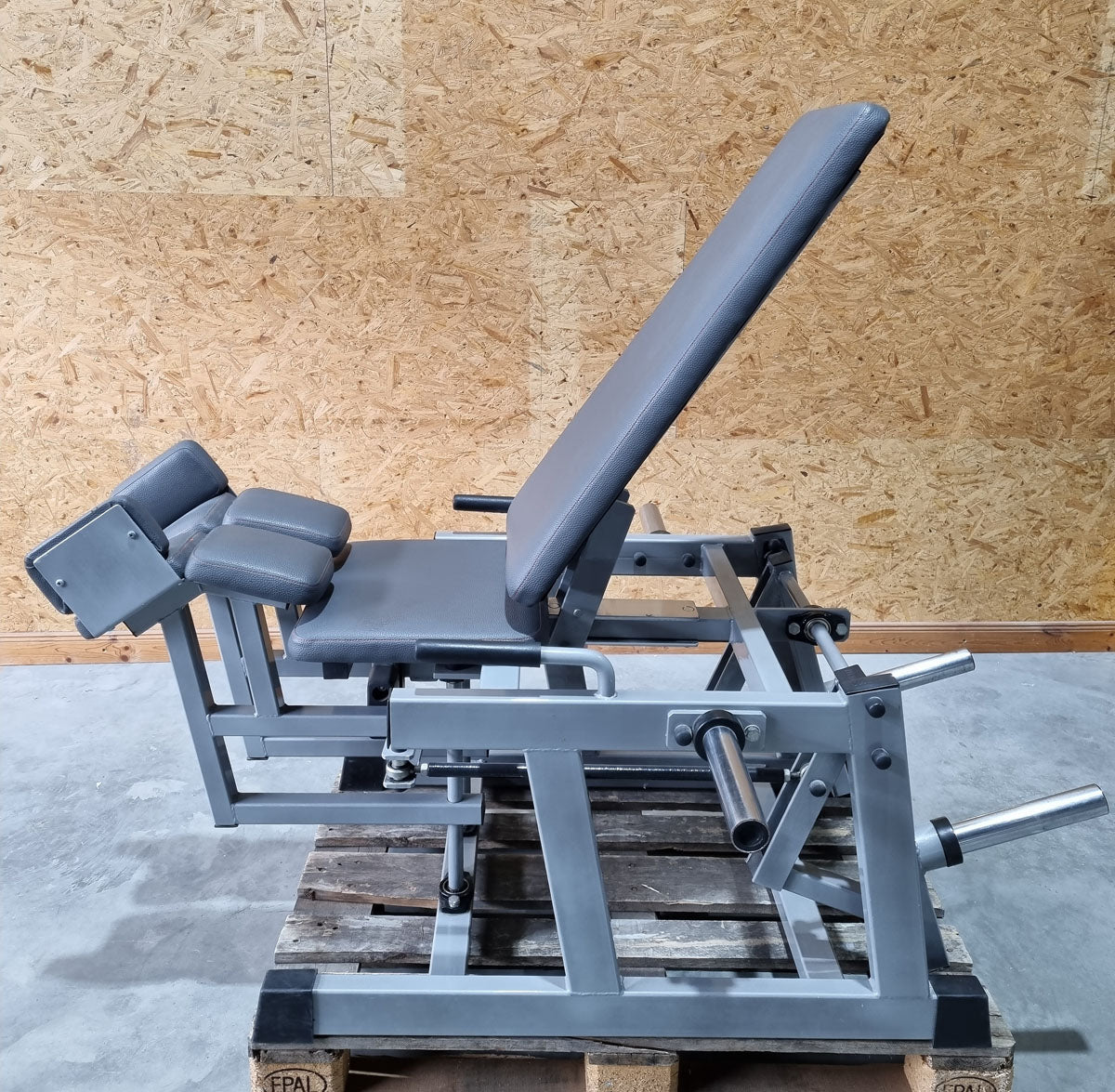 Plate loaded Set, 11 Kraftgeräte, Hammer Strength Nachbau, gebraucht - geprüfter Zustand