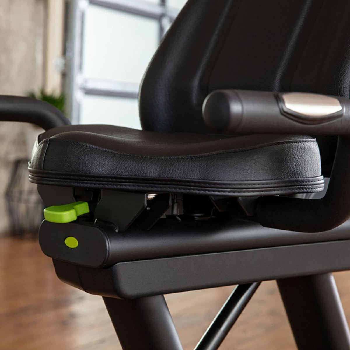 Sportsart Recumbent Bike - Recumbent Ergometer C573R