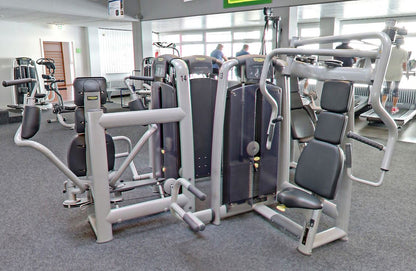 TechnoGym 18 Kraftgeräte mit Steckgewichten im Set aus der Selection Line, Strength Machines with Stack Weight, gebraucht - überholter Zustand