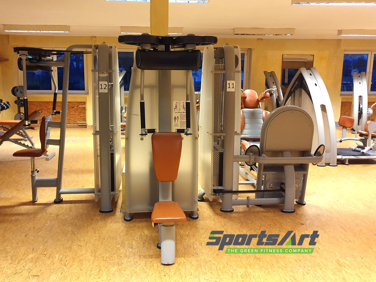SportsArt strength training equipment - 20 strength training machines in a set, Status Series, used, refurbished