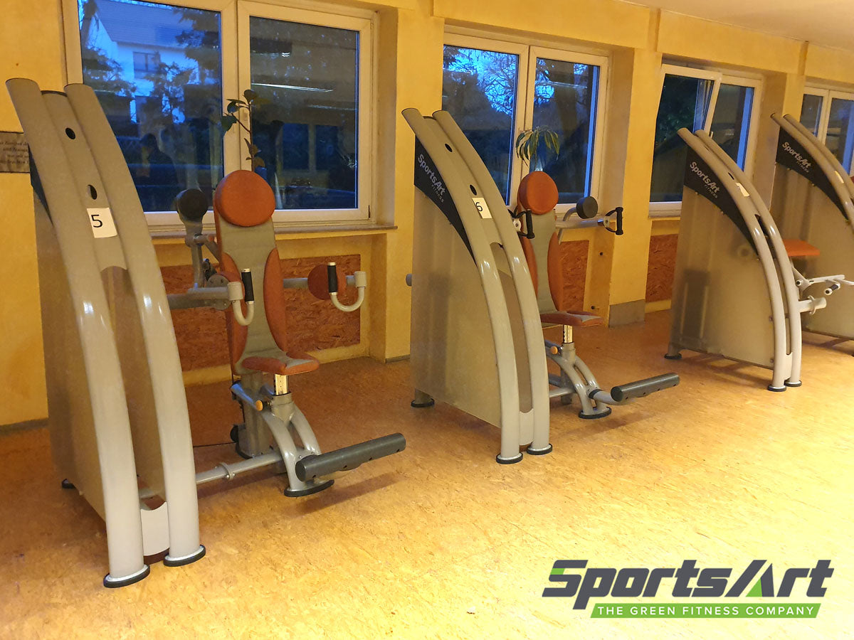 SportsArt strength training equipment - 20 strength training machines in a set, Status Series, used, refurbished