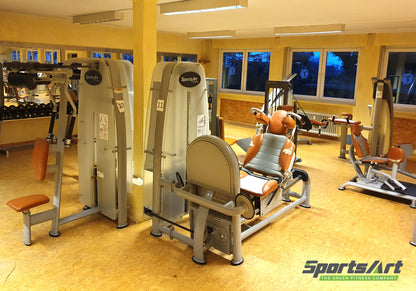 SportsArt strength training equipment - 20 strength training machines in a set, Status Series, used, refurbished