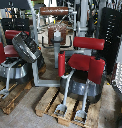 Milon PREMIUM Kraft-Ausdauer Zirkel in Carbon, Baujahr 2014, inkl. TV Ampel, Polster Rot, Ab-Adduktoren, gebraucht und generalüberholt - guter Zustand