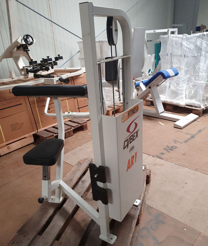 Cybex Bizepsmaschine, Arm Curl, Rahmen Weiß, Polster Schwarz, gebraucht - überholter Zustand