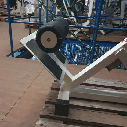 Back extension bench, hyperextension 45 degrees, frame white, upholstery black, used - refurbished condition