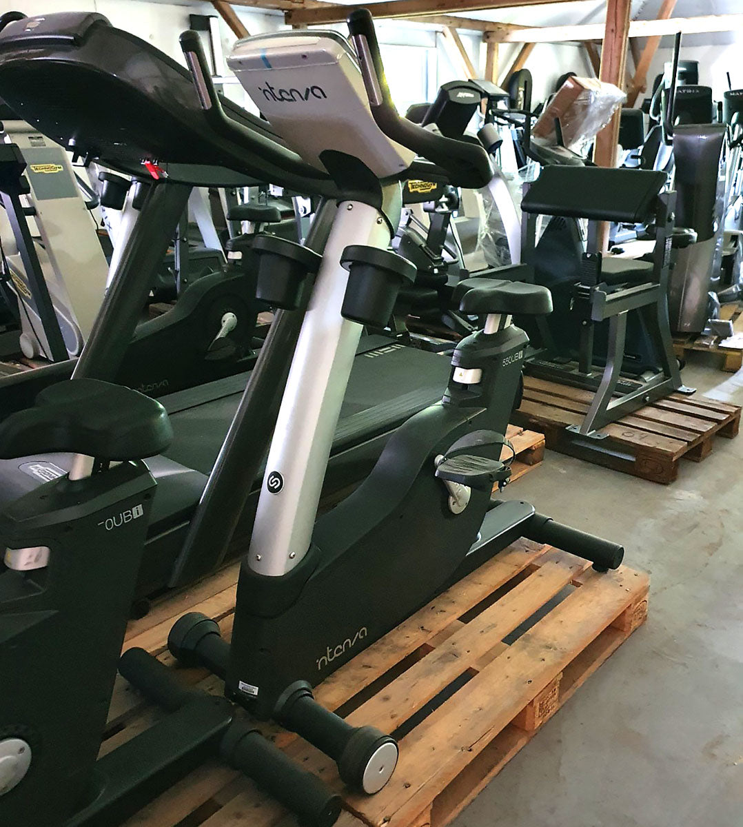 Intenza Ergometer 550 UBi, LED display, used - refurbished condition