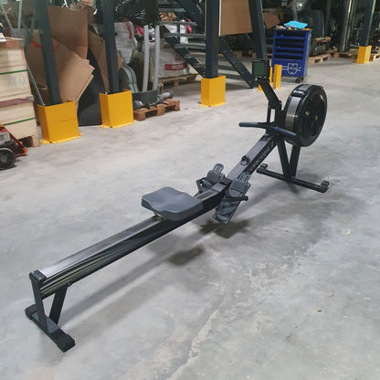 Concept2 Rudergerät Modell E / D mit PM5 Monitor - Farbe Schwarz - gebraucht - geprüfter Zustand