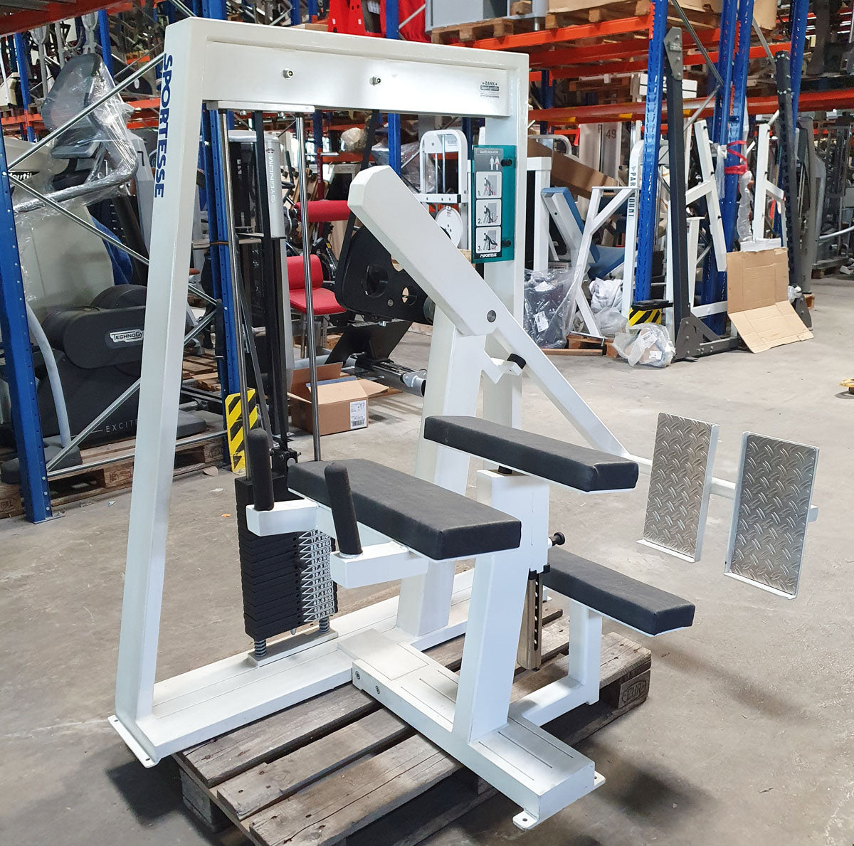 Sportesse Pomaschine, Gluteusmaschine stehend, Glute Isolator Raise, Rahmen Weiß, gebraucht - geprüfter Zustand