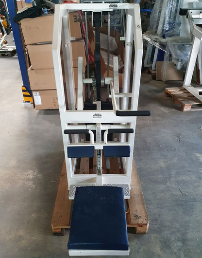 Sportesse Wadenmaschine sitzend, Seated Calf, Rahmen Weiß, Polster Blau, gebraucht mit Gebrauchsspuren - geprüfter Zustand