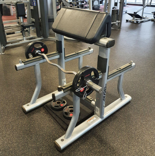 Life Fitness Biceps Scott Curl Bench, Arm Curl Bench SAC, Signature Series, frame color silver, upholstery color black, used - refurbished condition
