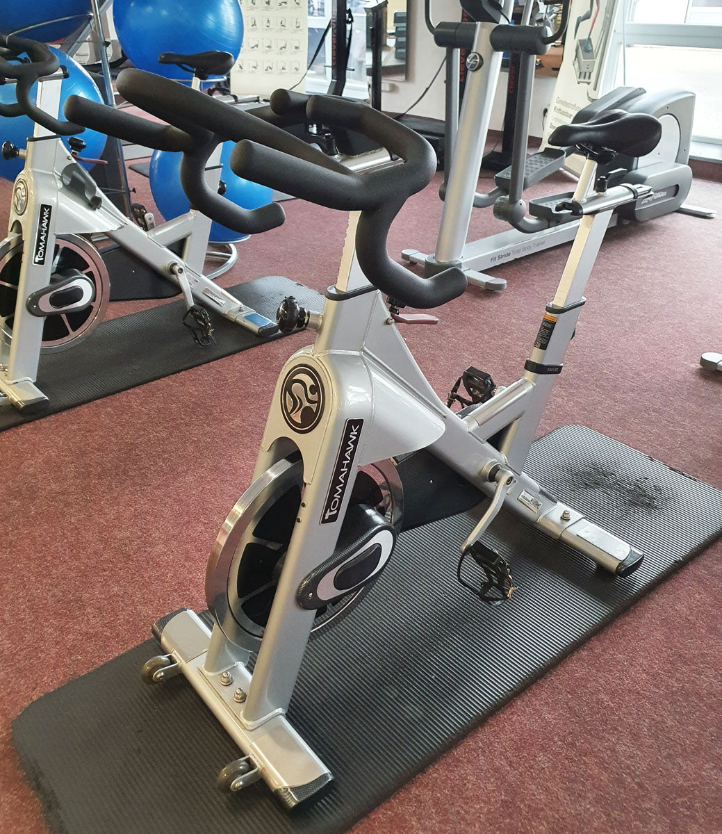 Tomahawk Indoor Cycle Bike S-Serie, Silber, gebraucht - geprüfter Zustand