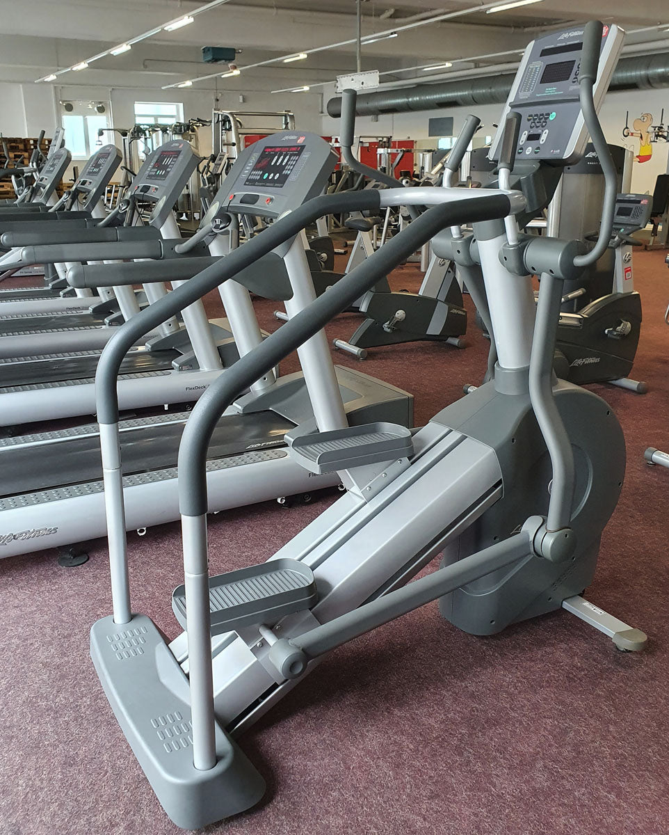 Life Fitness Summit Trainer 95 Li, Stepper, Silverline, used