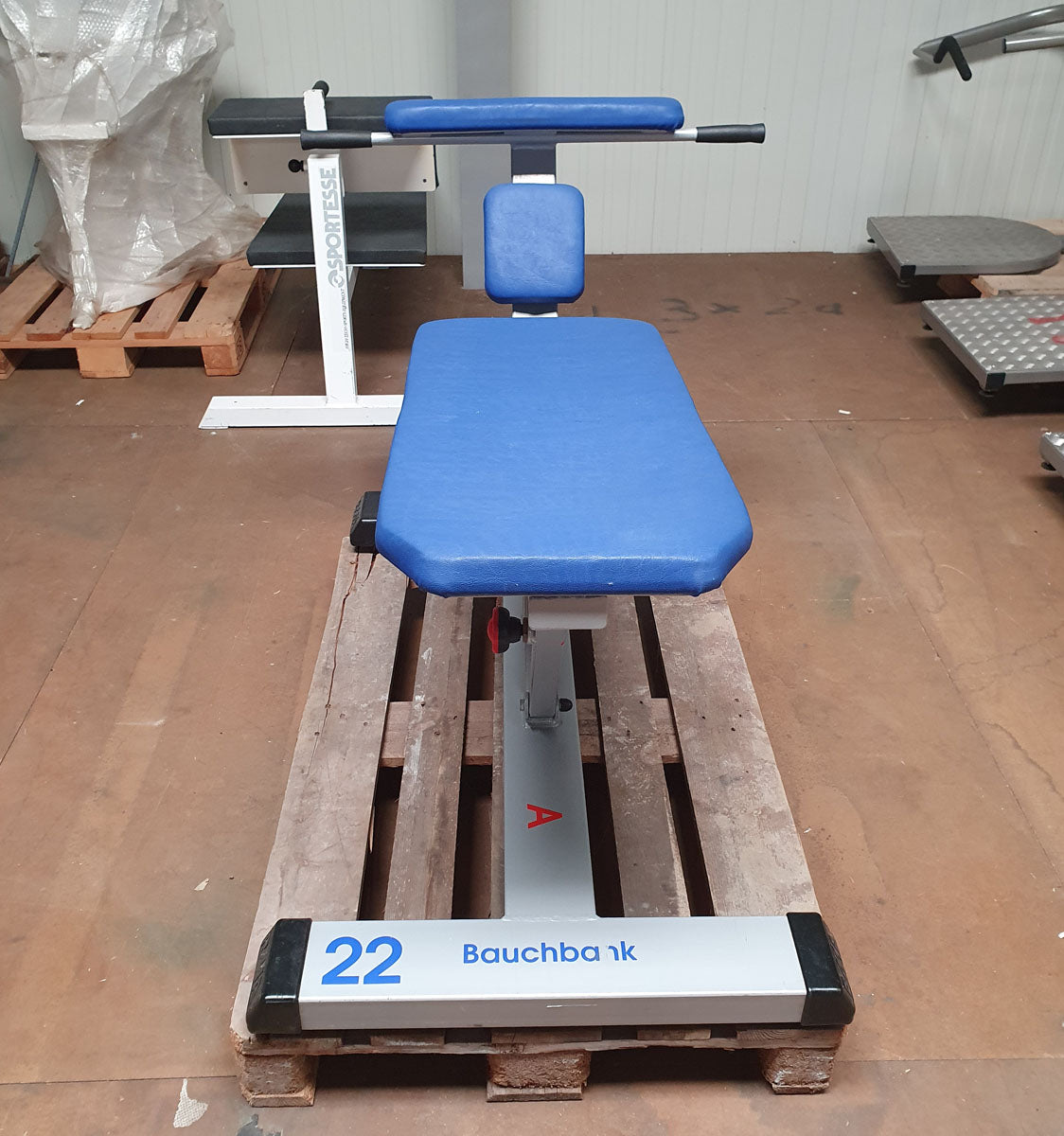 RMA Vorderer Rumpfheber, verstellbare Bauchbank, Abdominal Crunch Bench, Rahmenfarbe Silber-Grau, Polsterfarbe Blau, gebraucht - überholter Zustand