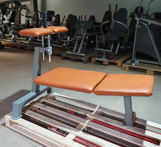 Sportsart verstellbare Bauchmuskelbank, Adjustable Decline/Abdominal Crunch Bench, Rahmenfarbe Silber-Grau, gebraucht - geprüfter Zustand