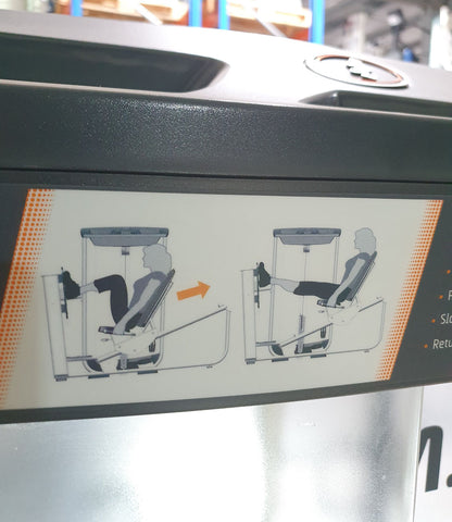 Inotec Beinpresse, Leg Press, Rahmenfarbe Silber, Polsterfarbe Schwarz, gebraucht - überholter Zustand