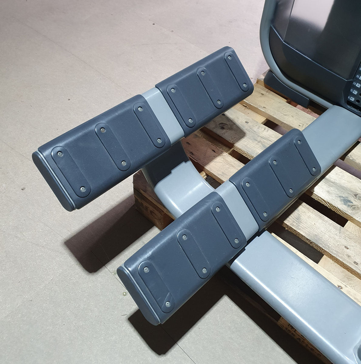 Inotec Rückenstreckermaschine, Hyperextension, Back Extension, Rahmenfarbe Silber, Polsterfarbe Schwarz, gebraucht - überholter Zustand