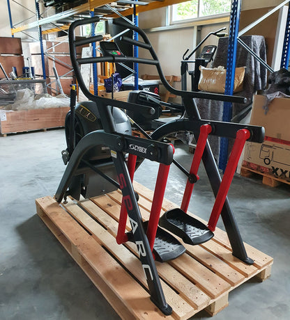 Cybex Sparc Arc Trainer HIIT, Crosstrainer, gebraucht - überholter Zustand