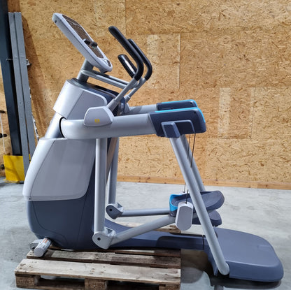 Precor 6 cardio machines in a set, only 3 years old, new models, treadmill, AMT, cross trainer EFX, ergometer, recumbent etc., used - refurbished condition