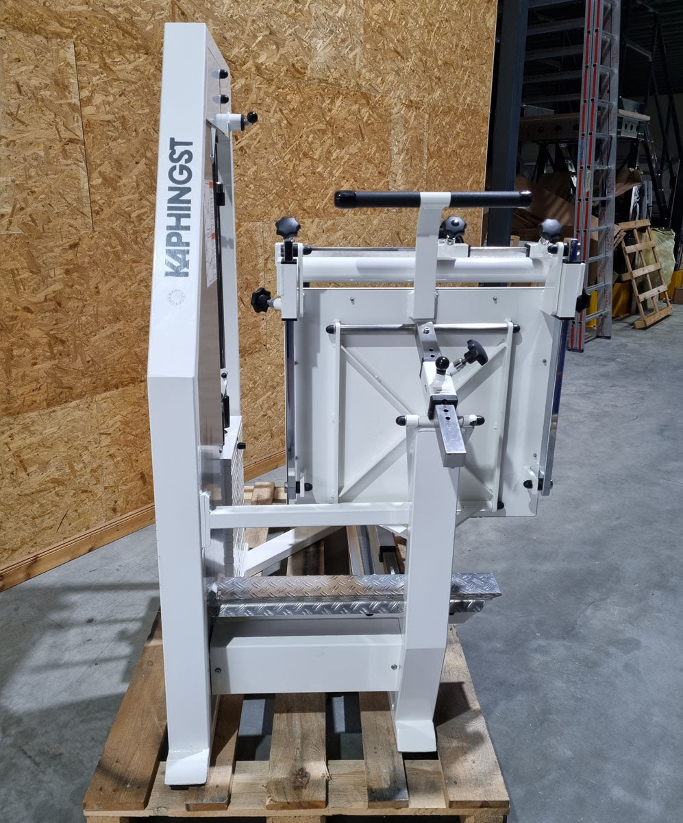 Kaphingst functional press, adjustable leg press, with tilting gyroscope, MPG, frame color white, upholstery color turquoise, used - refurbished condition