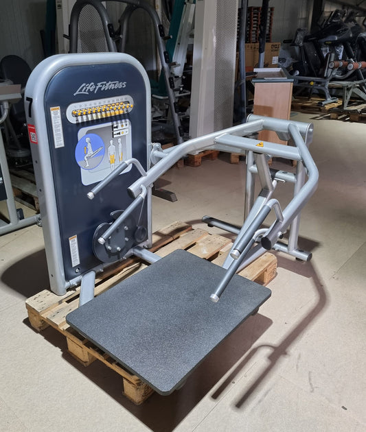 Life Fitness Squat Kniebeuge Maschine, Circuit Serie, Rahmenfarbe Silber, gebraucht - überholter Zustand