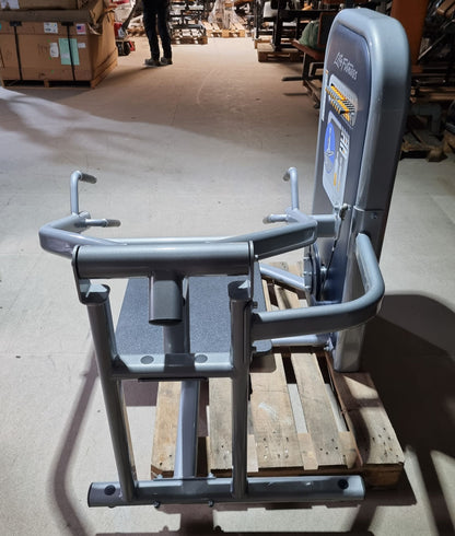 Life Fitness Squat Machine, Circuit Series, Frame Color Silver, Used - Refurbished Condition