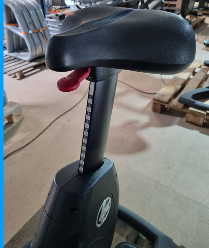 Life Fitness Ergometer Lifecycle, Elevation Series, Discover Si Konsole Touch, gebraucht - überholter Zustand