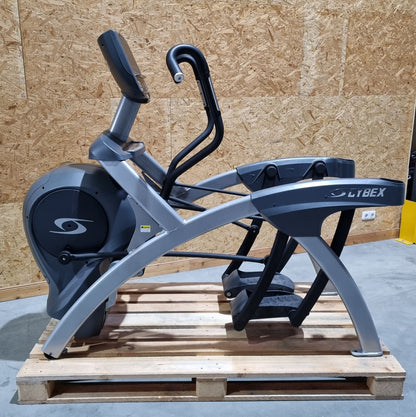 Cybex Arc Trainer 750 AT cross trainer, frame color silver, used - refurbished condition