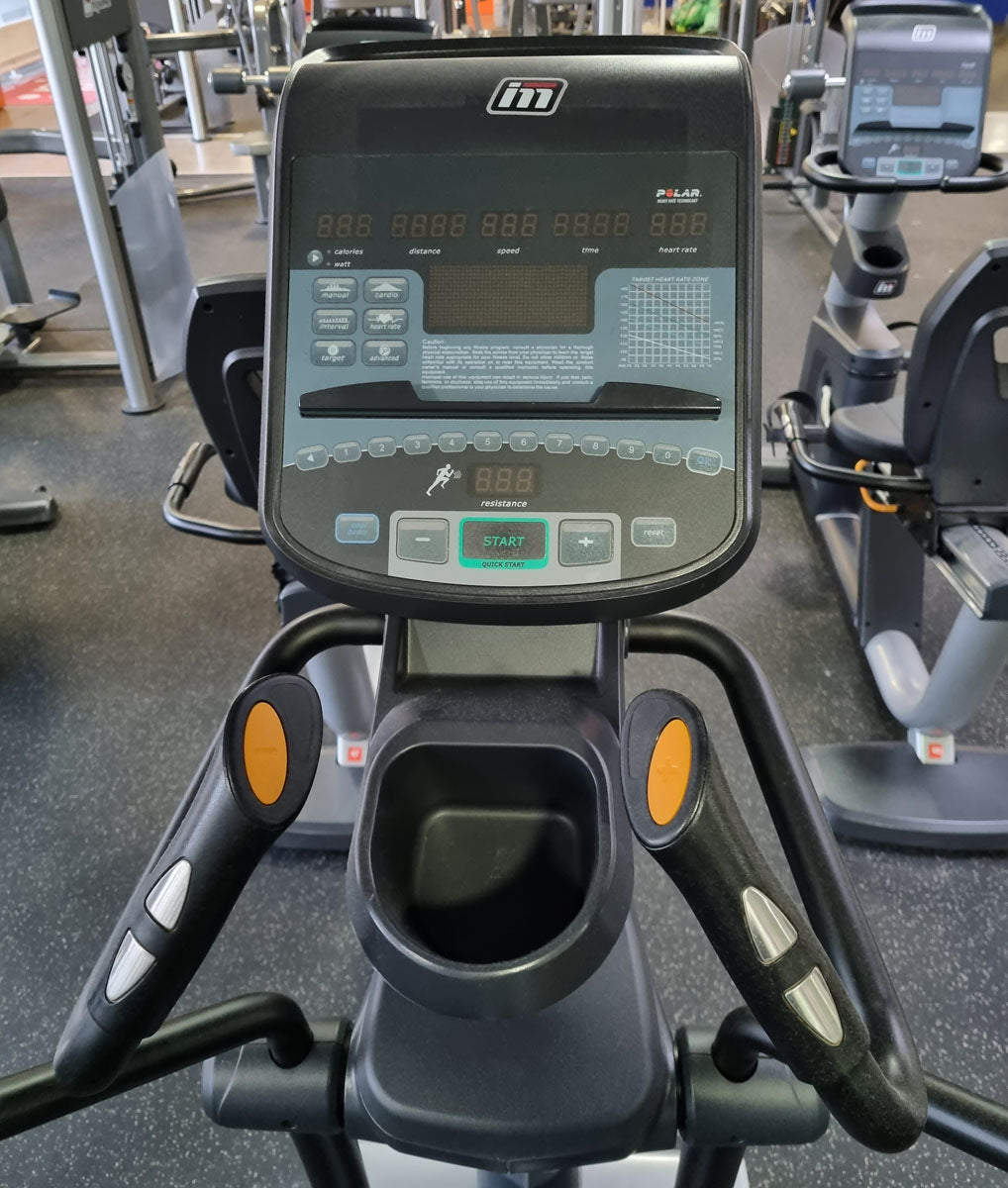 Impulse Fitness - 66 Fitnessgeräte Set - Erst 3 Jahre alt, Kraftgeräte, Cardiogeräte, Plate loaded Geräte, Bänke, Racks etc - komplettes Fitnessstudio - gebraucht - TOP Zustand