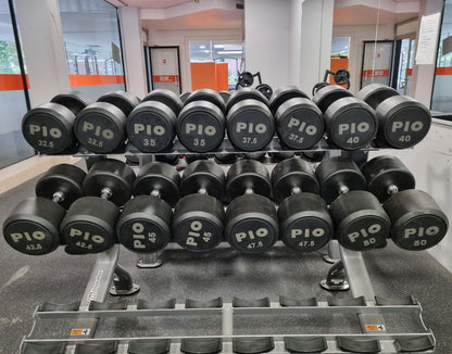Rubber dumbbell set 2.5kg to 50kg in 2.5kg increments, used, good condition