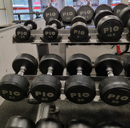 Rubber dumbbell set 2.5kg to 50kg in 2.5kg increments, used, good condition