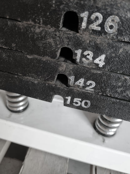 Gym80 Abduktorenmaschine, Hip Abductor, Rahmenfarbe Weiß, Polsterfarbe Blau, gebraucht - überholter Zustand