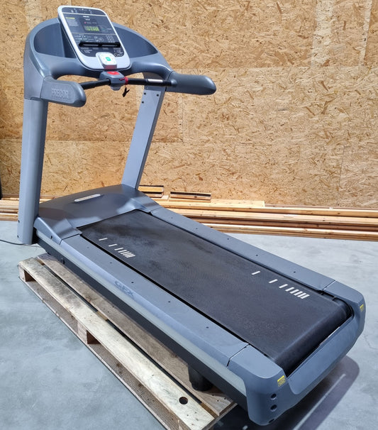 Precor Laufband 954i LED Konsole, gebraucht - überholter Zustand