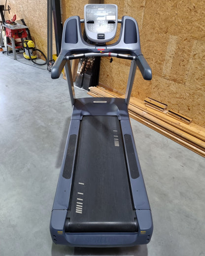 Precor 6 cardio machines in a set, only 3 years old, new models, treadmill, AMT, cross trainer EFX, ergometer, recumbent etc., used - refurbished condition
