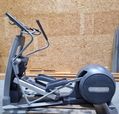Precor Crosstrainer, EFX 576i with CrossRamp - adjustable incline, elliptical trainer - used - refurbished condition