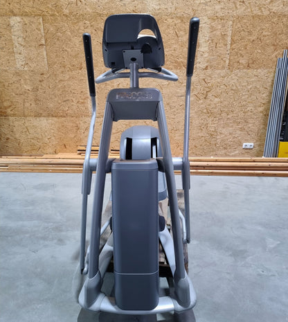 Precor Crosstrainer, EFX 576i with CrossRamp - adjustable incline, elliptical trainer - used - refurbished condition