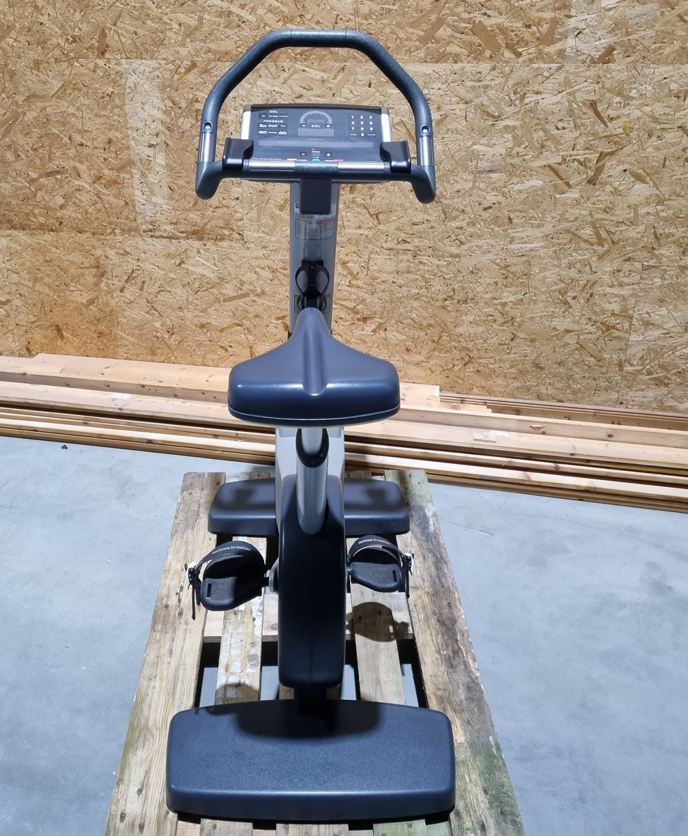 Technogym Ergometer Excite Line 700, New Bike, LED Konsole, gebraucht - überholter Zustand