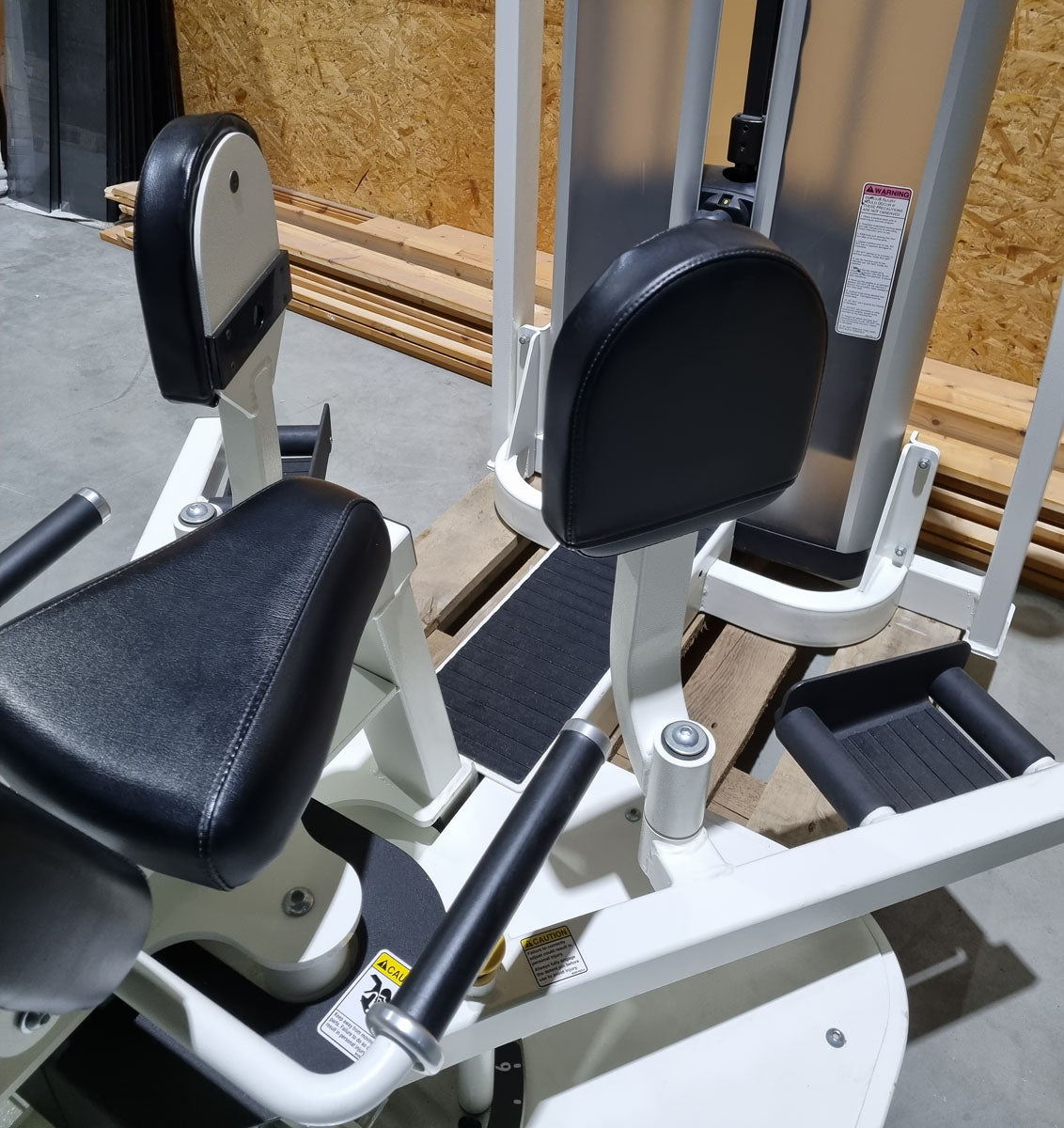 Cybex Eagle Abduktoren und Adduktoren Kombimaschine 2 in 1 - Hip Abduction and Hip Adduction, Rahmenfarbe Weiß, Polsterfarbe Schwarz, gebraucht - überholter Zustand