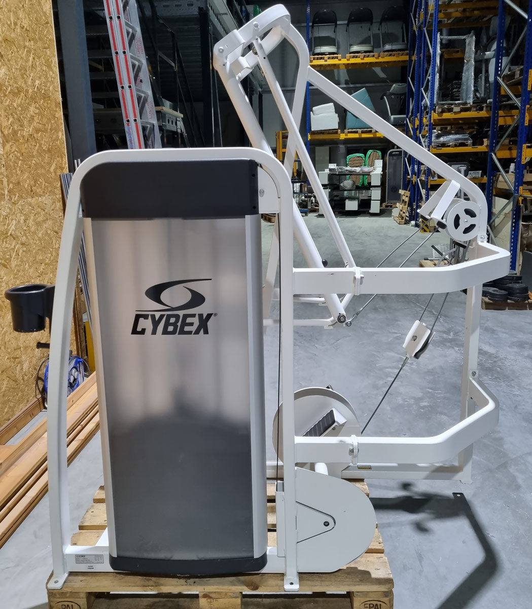 Cybex Rudermaschine, Latrudern, Latisolator, Row, Rahmenfarbe Weiß, Polster Schwarz, gebraucht - überholter Zustand
