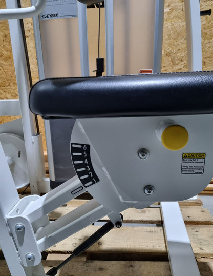 Cybex Rudermaschine, Latrudern, Latisolator, Row, Rahmenfarbe Weiß, Polster Schwarz, gebraucht - überholter Zustand