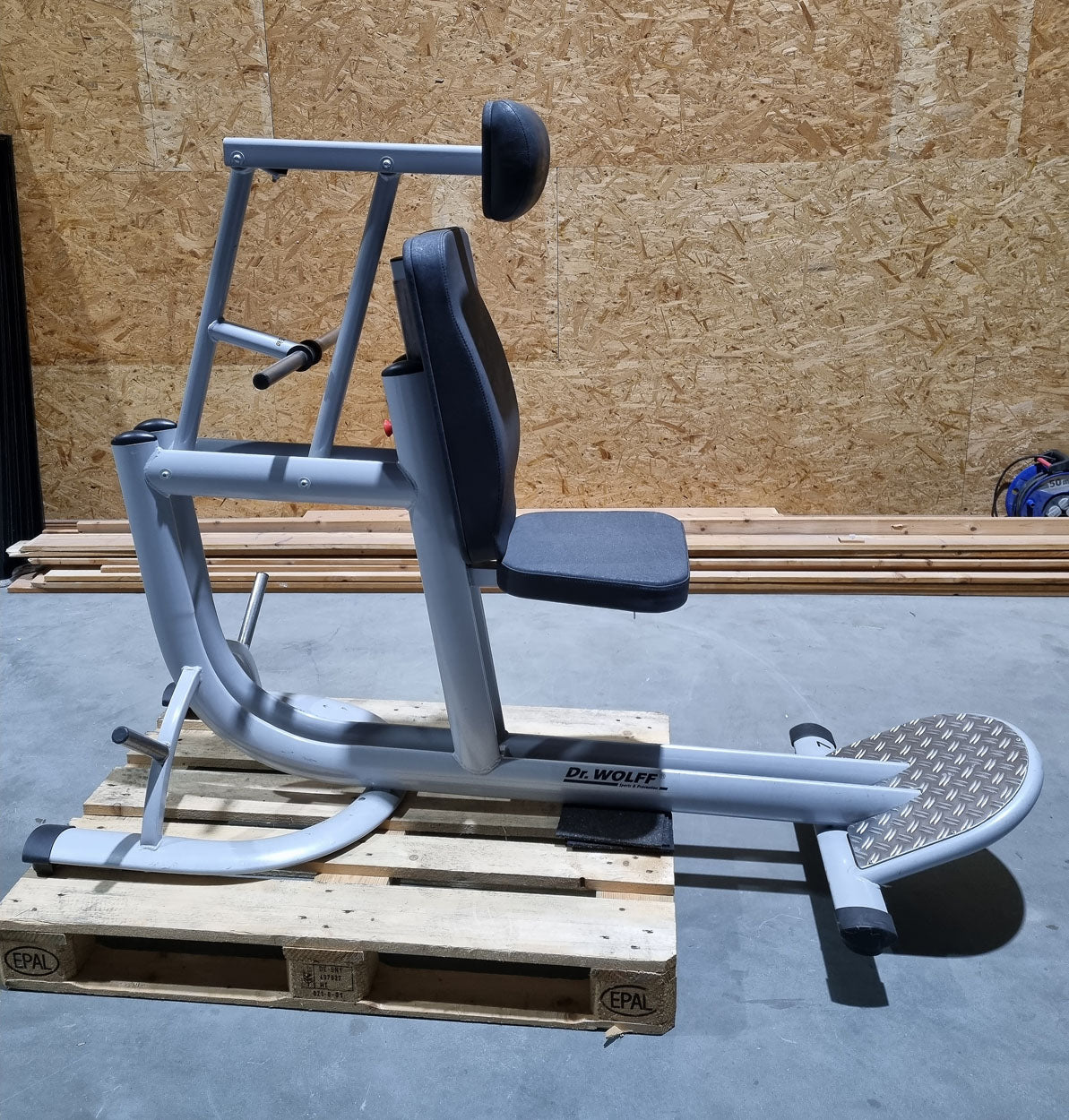 Dr. Wolff Cervex 506, cervical neck trainer, frame color silver - used - refurbished condition