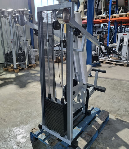 Technogym Latzug, Pulldown, Vertical Traction, Silverline, Rahmenfarbe Silber, Polsterfarbe Beige, gebraucht