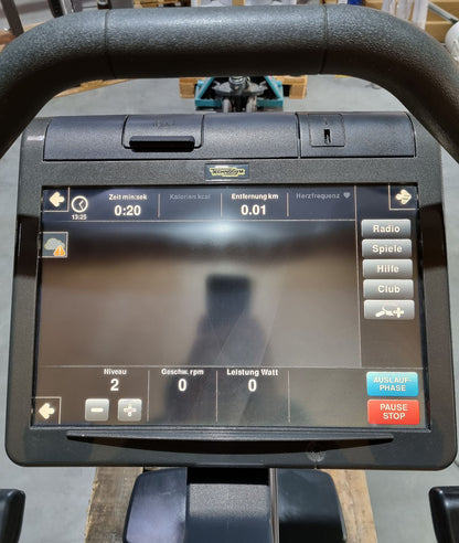 TechnoGym Ergometer Excite Line New Bike 700, VisioWeb Touch Display, gebraucht - überholter Zustand